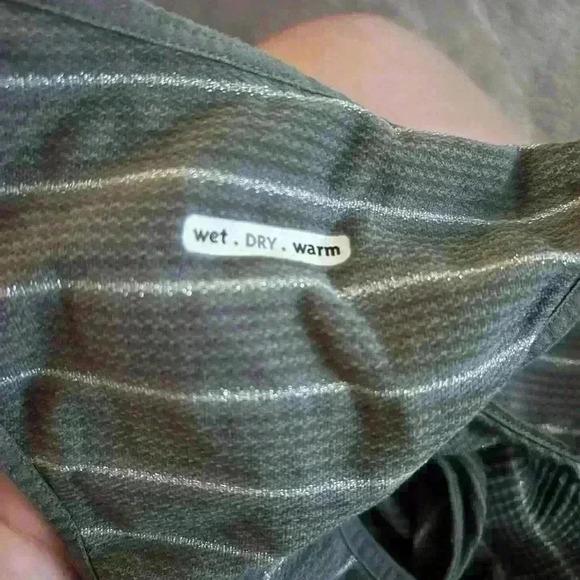 Lululemon tank top - Picture 3 of 4